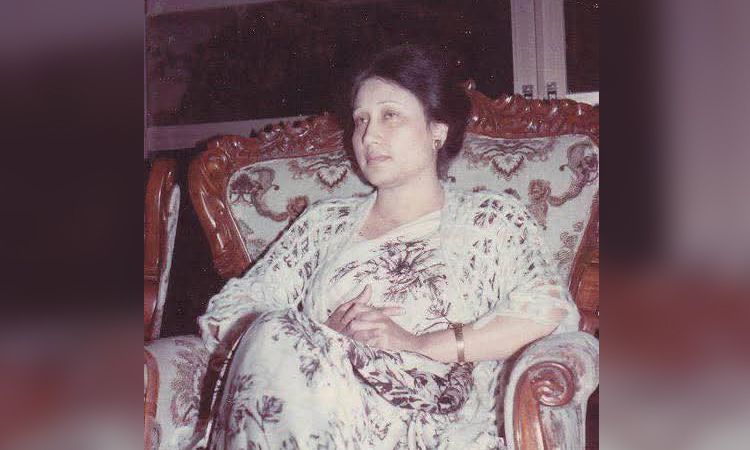আপসহীন নেত্রী বেগম খালেদা জিয়া