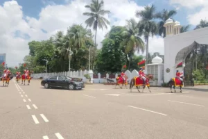 বঙ্গভবনে উঠলেন রাষ্ট্রপতি মির্জা ফখরুল