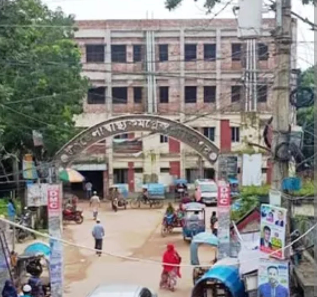 রোগীর উপচে পড়া ভিড়: চিকিৎসক, বেড ও সরঞ্জামের তীব্র সংকট