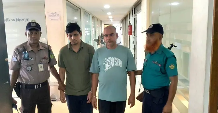 চট্টগ্রামে ৯৯ ভরি আত্মসাৎকৃত সোনা উদ্ধার, গ্রেফতার ৬