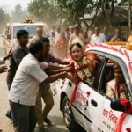 বরের গাড়ি থামিয়ে নববধূকে ‘অপহরণ’