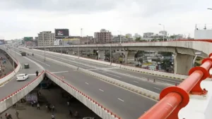 হানিফ ফ্লাইওভারে গাড়ি চাপায় নারী নিহত